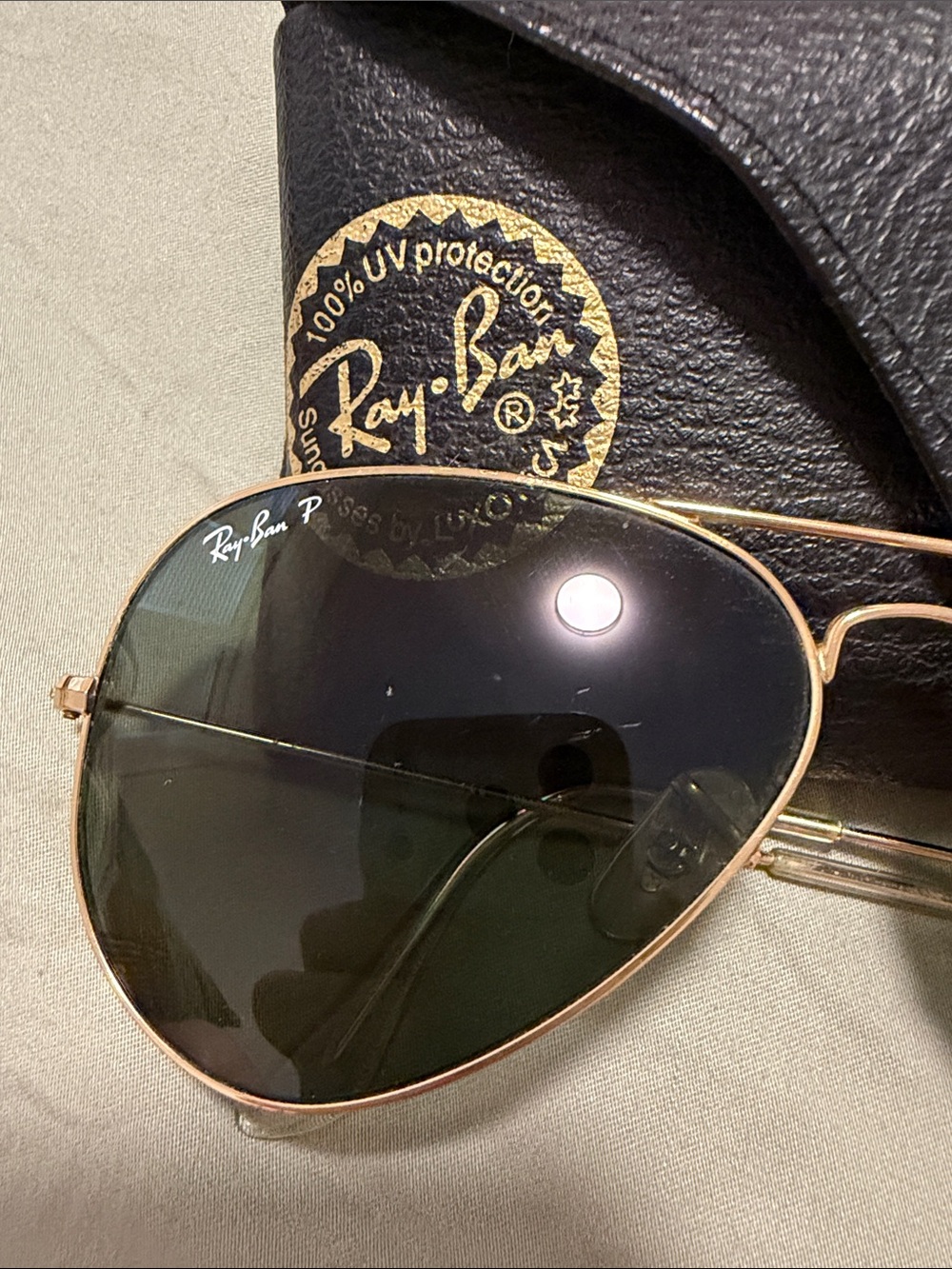 Ray-Ban Gold Metal Aviator Sunglasses with Black Lenses - Picture 2 of 5